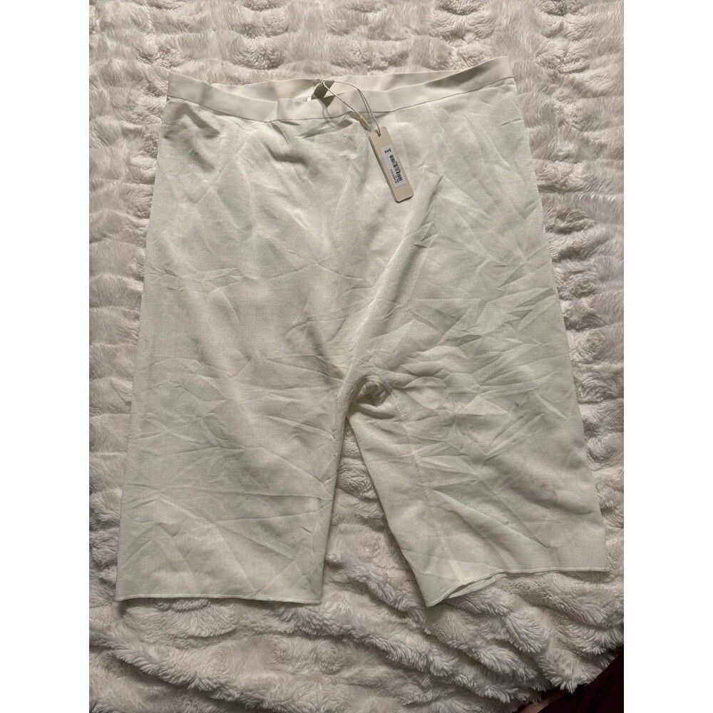 SKIMS Sheer Sculpt Short